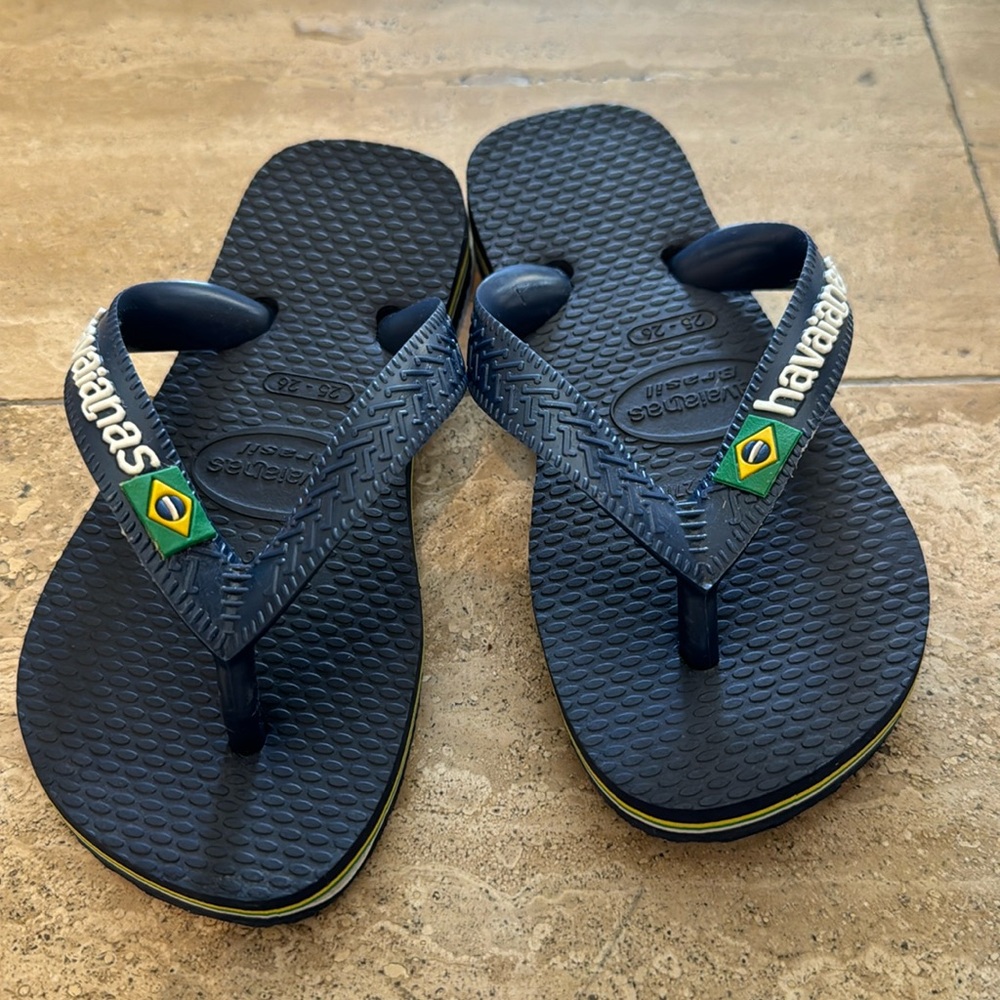 navy blue havaianas